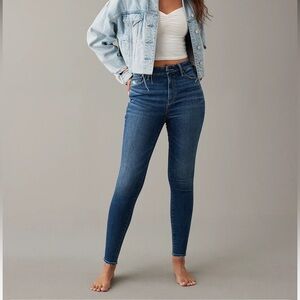 AE SUPER HIGH RISE BFF JEGGING SIZE XS SHORT